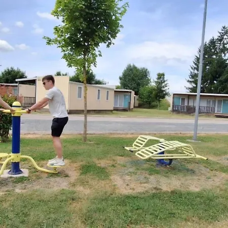 Arijela - Hiska V Catezu 6-1 - Oaza Sprostitve V Terme Catez, 8250 Brezice, Slovenija Prázdninový dům Brežice