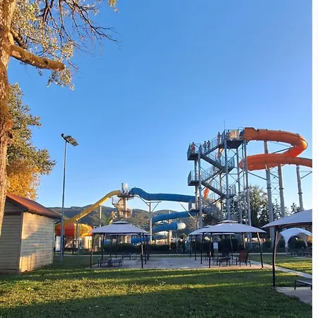 度假居 Arijela - Hiska V Catezu 6-1 - Oaza Sprostitve V Terme Catez, 8250 Brezice, Slovenija *