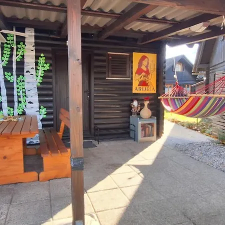 Arijela Hiska, Oaza Sprostitve V Terme Catez, Slovenija Holiday home *