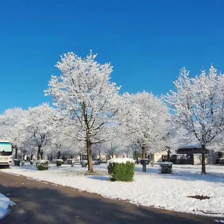 Arijela - Hiska V Catezu 6-1 - Oaza Sprostitve V Terme Catez, 8250 Brezice, Slovenija Hébergement de vacances Brežice
