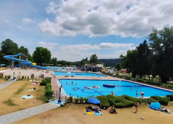 Arijela Hiska, Oaza Sprostitve V Terme Catez, Slovenija * Brežice