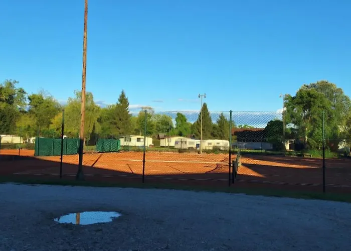 Arijela Hiska, Oaza Sprostitve V Terme Catez, Slovenija 別荘