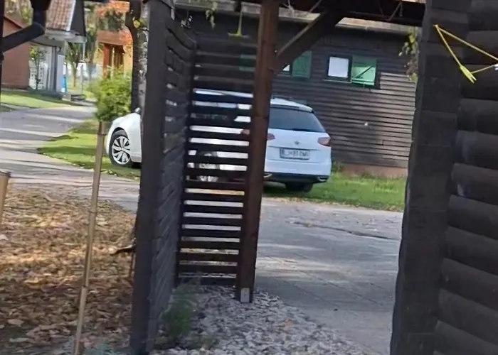 Arijela Hiska, Oaza Sprostitve V Terme Catez, Slovenija